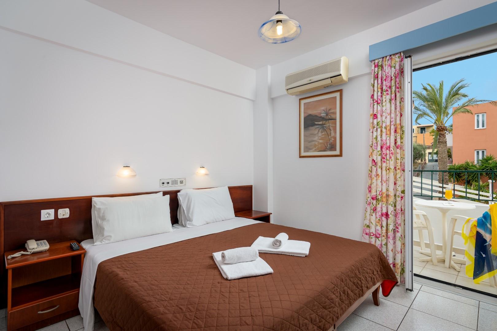 Bellos Hotel Apartments Hersonissos  Exterior foto